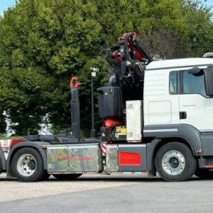 foto 6x2 MAN TGS 26.420 + Fassi