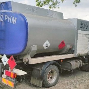 foto 6.7m3 ADR diesel tank 2x 3.350 ltr MAN 9.5t bed